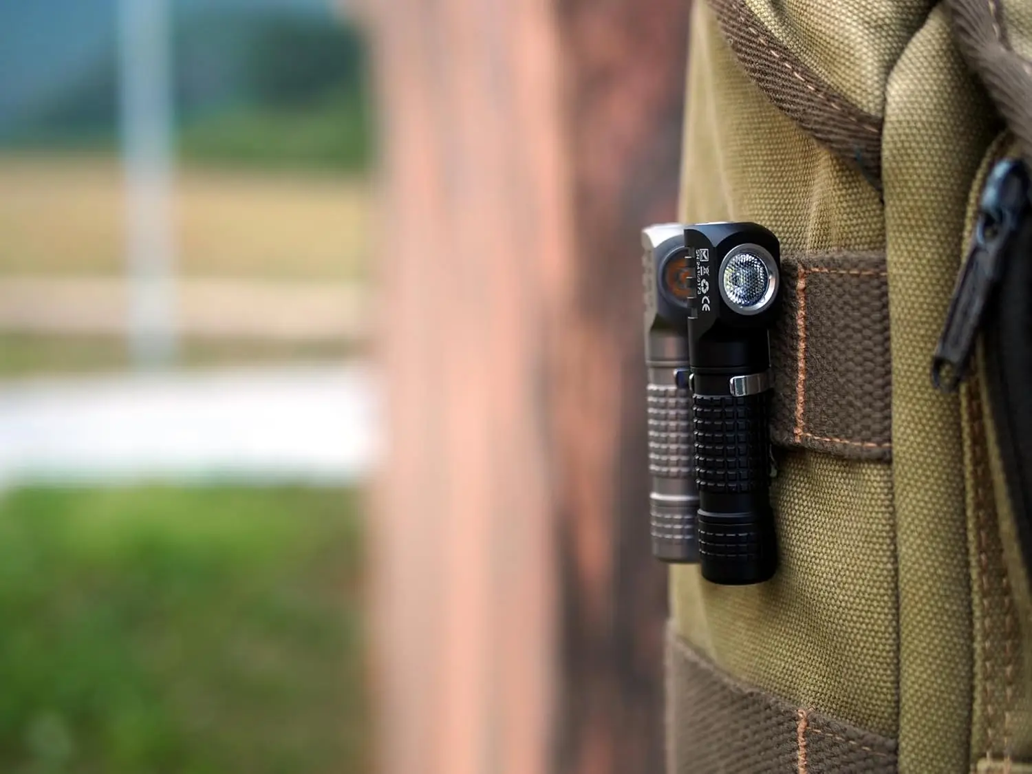 Manker E02III Everyday-Carry F - đánh giá và giá Edc Carry Flashlight